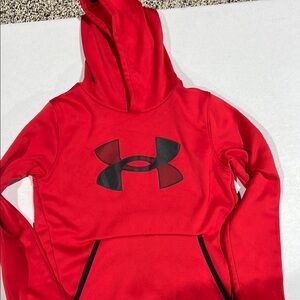 Like NEW Under Armour Red Hoodie with Black Logo. Never worn. Size M